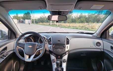Chevrolet Cruze II, 2014 год, 685 000 рублей, 9 фотография