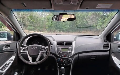 Hyundai Solaris II рестайлинг, 2013 год, 685 000 рублей, 9 фотография