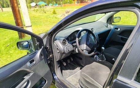 Ford Fiesta, 2005 год, 370 000 рублей, 15 фотография