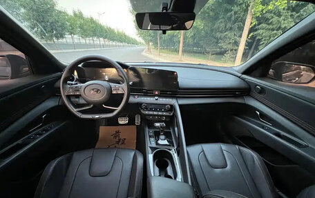 Hyundai Elantra, 2023 год, 1 290 010 рублей, 8 фотография