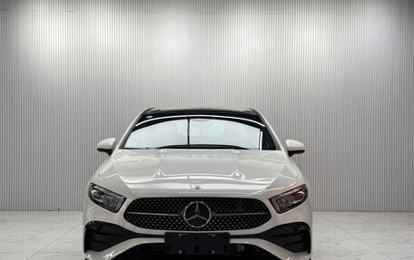 Mercedes-Benz A-Класс, 2024 год, 1 800 010 рублей, 2 фотография