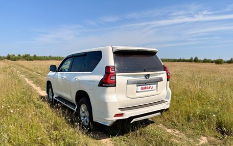 Toyota Land Cruiser Prado 150 рестайлинг 2, 2020 год, 4 950 000 рублей, 6 фотография