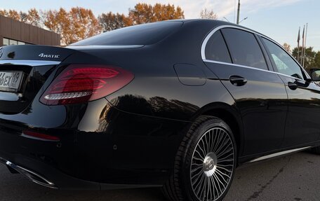 Mercedes-Benz E-Класс, 2019 год, 3 100 000 рублей, 3 фотография
