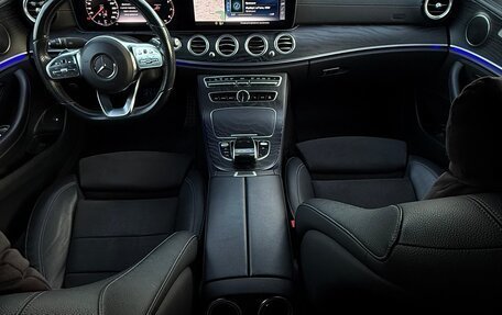 Mercedes-Benz E-Класс, 2019 год, 3 100 000 рублей, 8 фотография