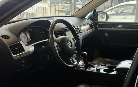 Volkswagen Touareg III, 2013 год, 1 553 000 рублей, 7 фотография
