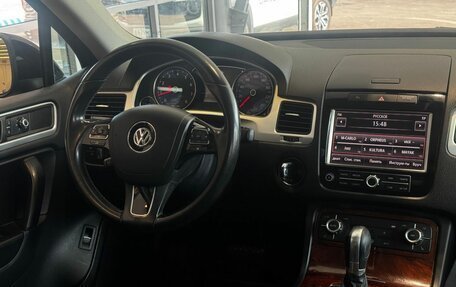 Volkswagen Touareg III, 2013 год, 1 553 000 рублей, 12 фотография