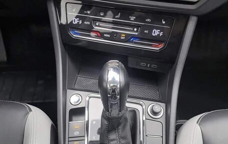 Volkswagen Bora, 2023 год, 1 300 000 рублей, 13 фотография