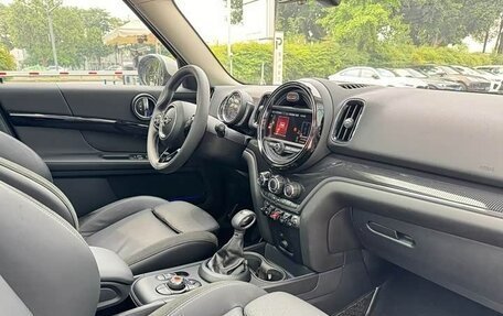 MINI Countryman II (F60), 2017 год, 1 750 002 рублей, 14 фотография