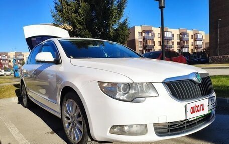 Skoda Superb III рестайлинг, 2012 год, 650 000 рублей, 1 фотография