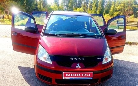 Mitsubishi Colt VI рестайлинг, 2006 год, 360 000 рублей, 1 фотография