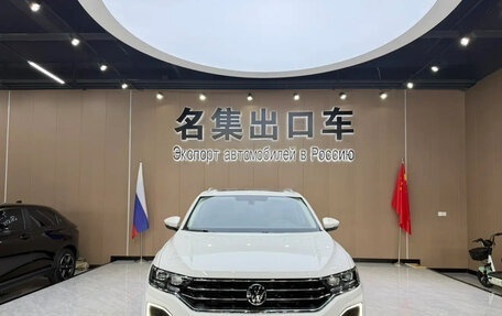 Volkswagen T-Roc I, 2022 год, 1 995 000 рублей, 2 фотография