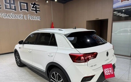 Volkswagen T-Roc I, 2022 год, 1 995 000 рублей, 4 фотография