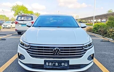 Volkswagen Lavida, 2023 год, 1 240 000 рублей, 2 фотография