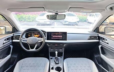 Volkswagen Lavida, 2023 год, 1 240 000 рублей, 14 фотография