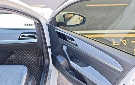 Volkswagen Lavida, 2023 год, 1 240 000 рублей, 26 фотография