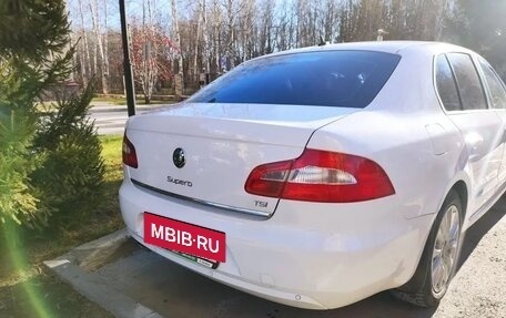 Skoda Superb III рестайлинг, 2012 год, 650 000 рублей, 5 фотография