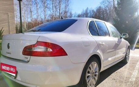 Skoda Superb III рестайлинг, 2012 год, 650 000 рублей, 4 фотография