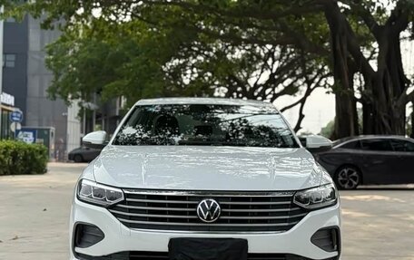 Volkswagen Lavida, 2022 год, 1 129 003 рублей, 2 фотография