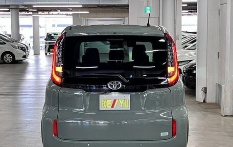 Toyota Sienta, 2022 год, 1 200 000 рублей, 6 фотография