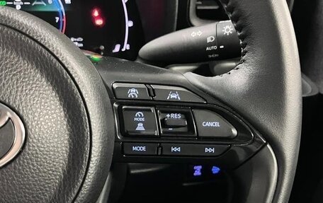 Toyota Sienta, 2022 год, 1 200 000 рублей, 11 фотография