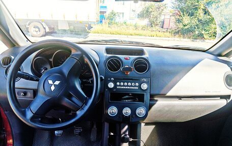 Mitsubishi Colt VI рестайлинг, 2006 год, 360 000 рублей, 12 фотография