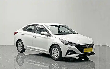 Hyundai Verna, 2022 год, 980 003 рублей, 7 фотография