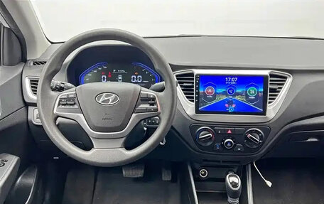 Hyundai Verna, 2022 год, 980 003 рублей, 13 фотография