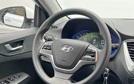 Hyundai Verna, 2022 год, 980 003 рублей, 15 фотография