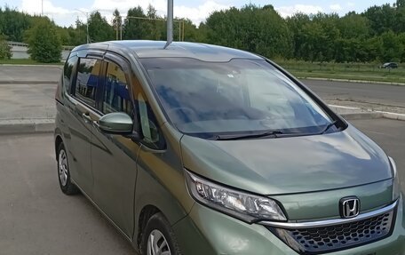 Honda Freed II, 2021 год, 1 570 000 рублей, 3 фотография