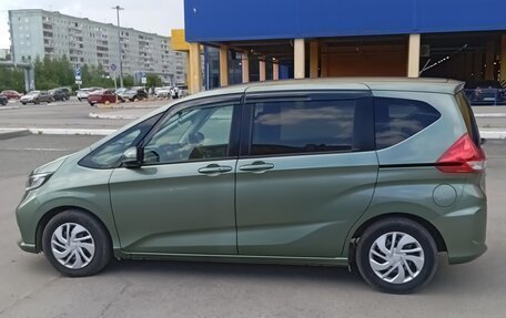Honda Freed II, 2021 год, 1 570 000 рублей, 9 фотография