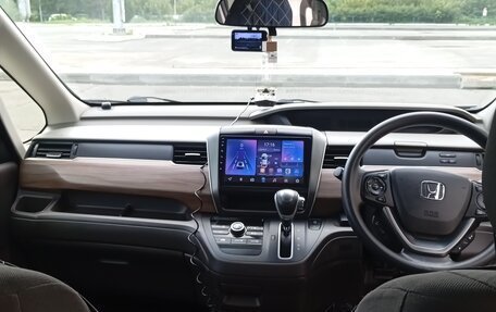 Honda Freed II, 2021 год, 1 570 000 рублей, 11 фотография