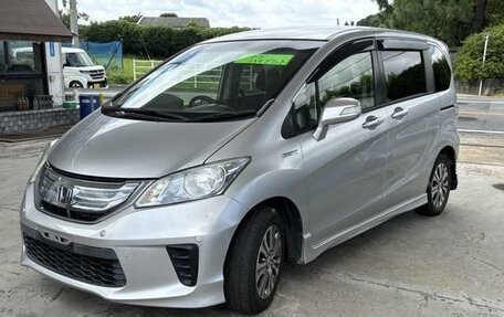 Honda Freed I, 2015 год, 798 000 рублей, 3 фотография