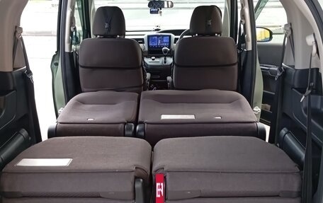 Honda Freed II, 2021 год, 1 570 000 рублей, 13 фотография