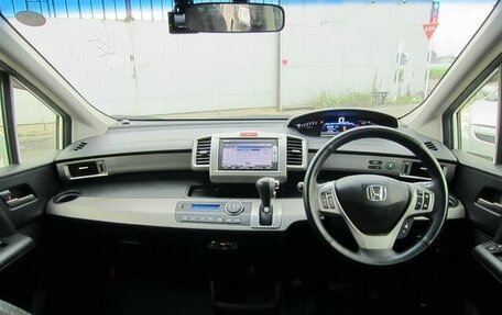 Honda Freed I, 2016 год, 809 000 рублей, 10 фотография
