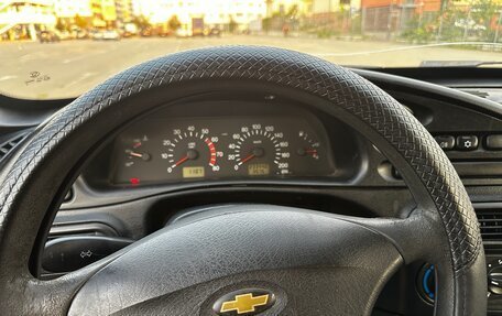 Chevrolet Niva I рестайлинг, 2004 год, 380 000 рублей, 9 фотография