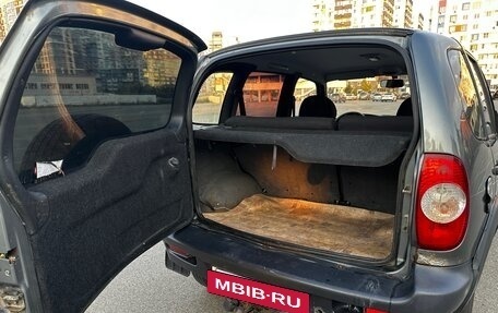 Chevrolet Niva I рестайлинг, 2004 год, 380 000 рублей, 6 фотография
