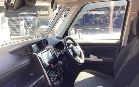 Toyota Roomy I, 2021 год, 865 000 рублей, 9 фотография