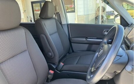 Honda Freed II, 2021 год, 1 360 000 рублей, 6 фотография