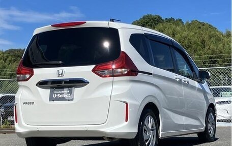 Honda Freed II, 2021 год, 1 360 000 рублей, 15 фотография