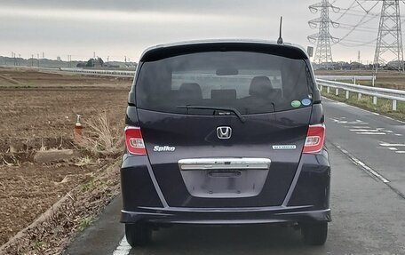 Honda Freed I, 2016 год, 826 000 рублей, 5 фотография