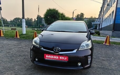 Toyota Prius, 2013 год, 1 250 000 рублей, 16 фотография