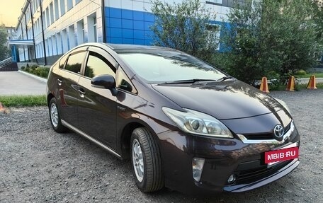 Toyota Prius, 2013 год, 1 250 000 рублей, 17 фотография