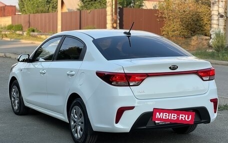 KIA Rio IV, 2018 год, 1 250 000 рублей, 5 фотография