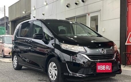 Honda Freed II, 2017 год, 1 270 000 рублей, 10 фотография