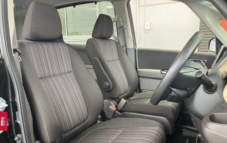 Honda Freed II, 2017 год, 1 270 000 рублей, 13 фотография