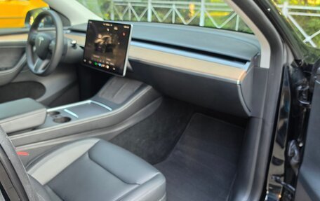 Tesla Model Y I, 2023 год, 5 090 000 рублей, 13 фотография