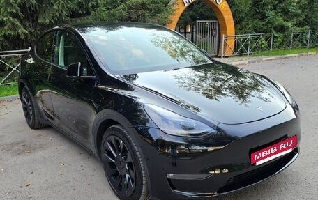 Tesla Model Y I, 2023 год, 5 090 000 рублей, 10 фотография