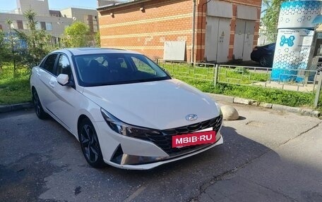 Hyundai Elantra, 2021 год, 1 650 000 рублей, 14 фотография