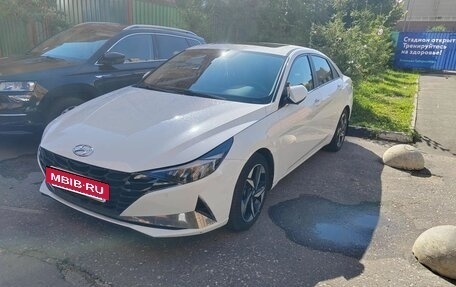 Hyundai Elantra, 2021 год, 1 650 000 рублей, 15 фотография