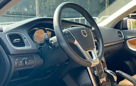 Volvo V40 II рестайлинг, 2020 год, 1 129 777 рублей, 8 фотография